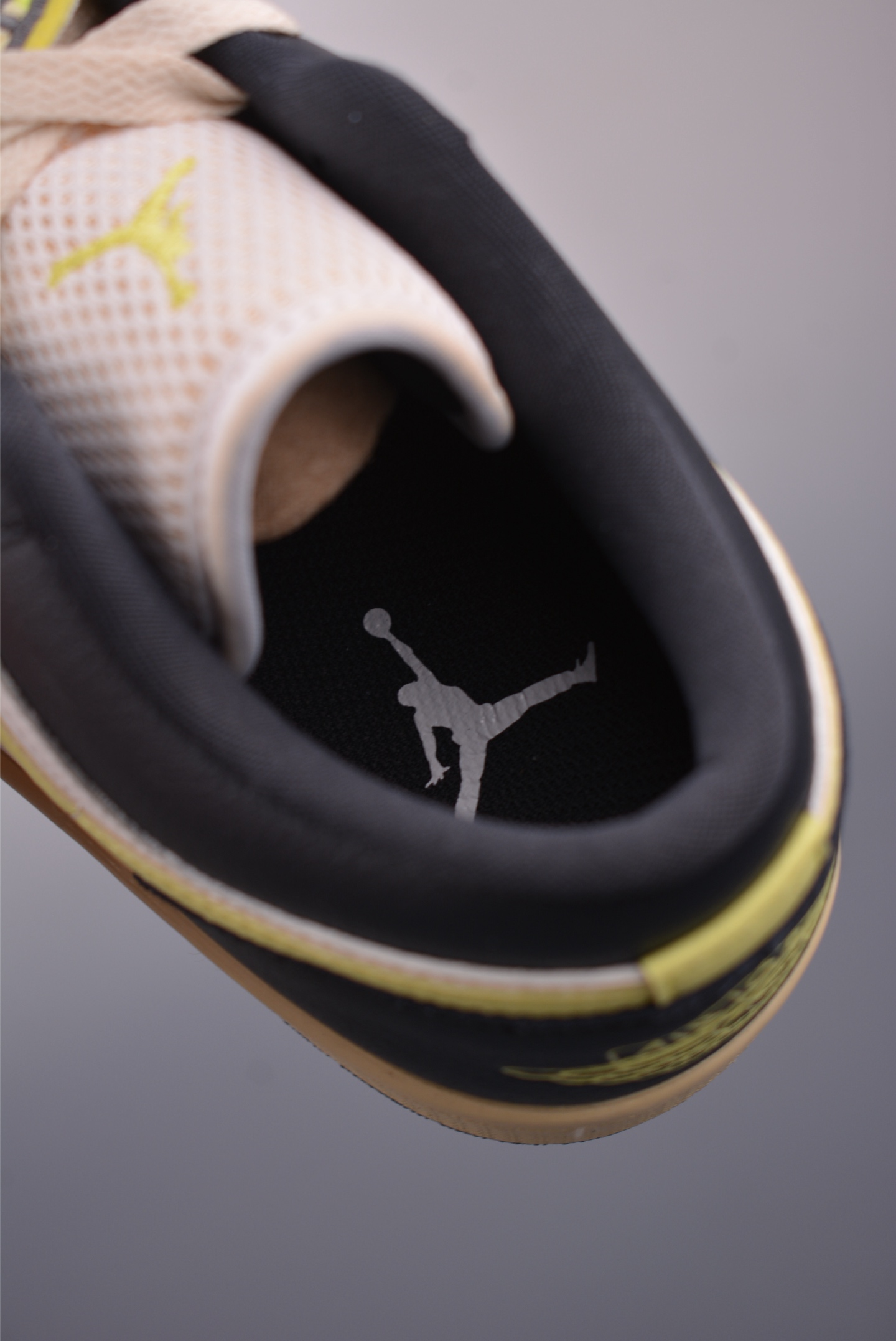 Air Jordan 1 Low 85th Anniversary Limited HQ3009-003