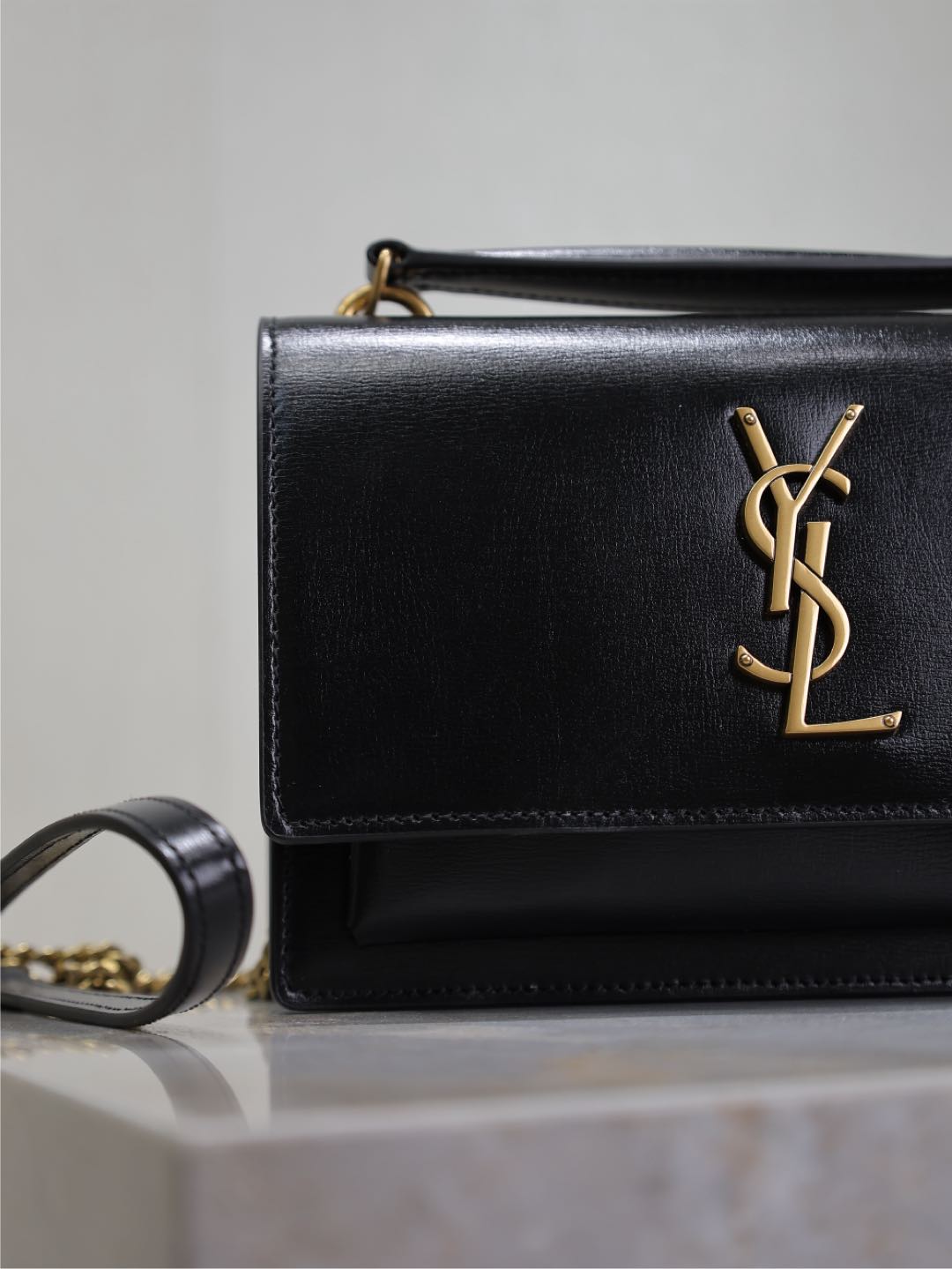 Yves Saint Laurent Sunset Woc Bag 533026