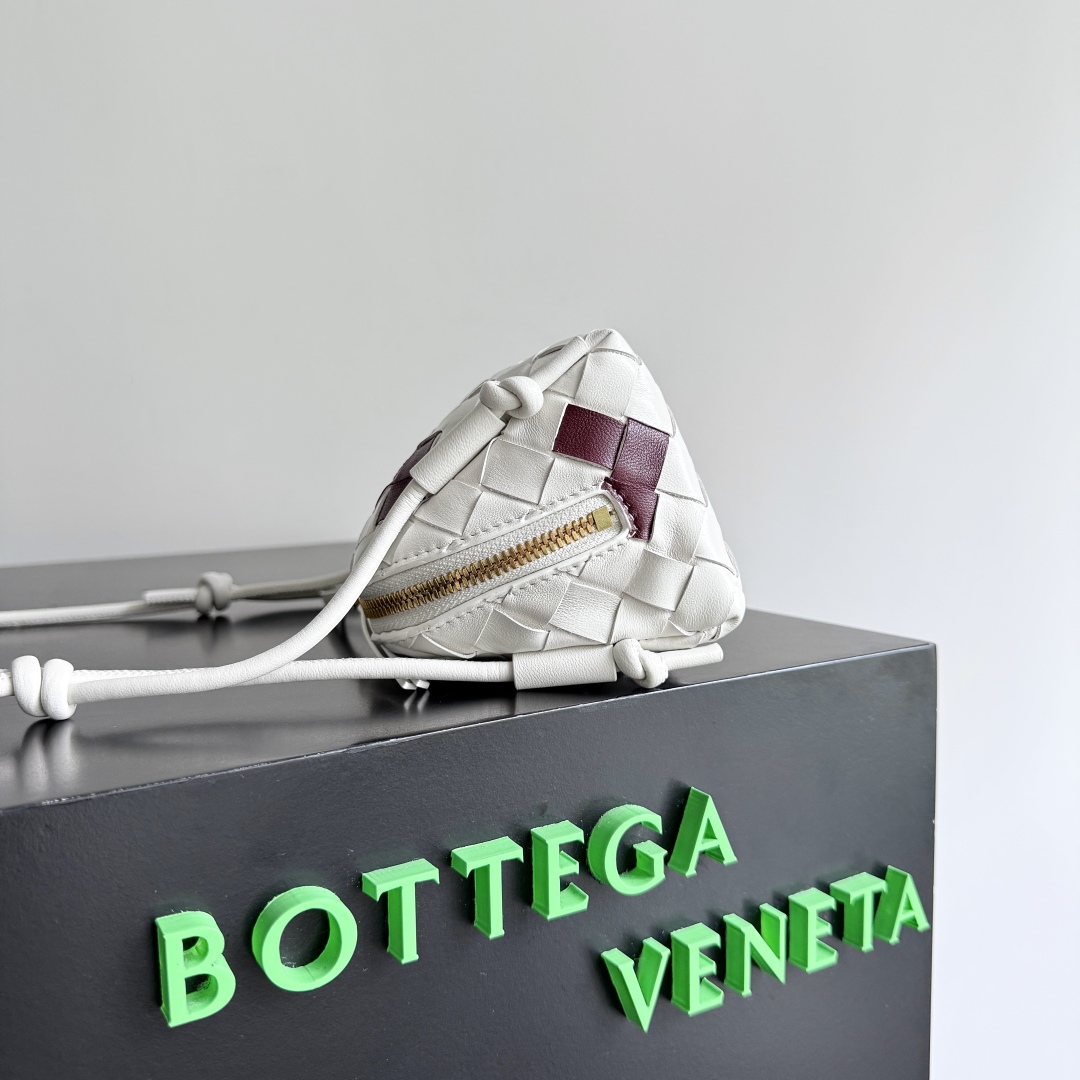 Bottega Veneta Concert Pouch Mini Bag 794258
