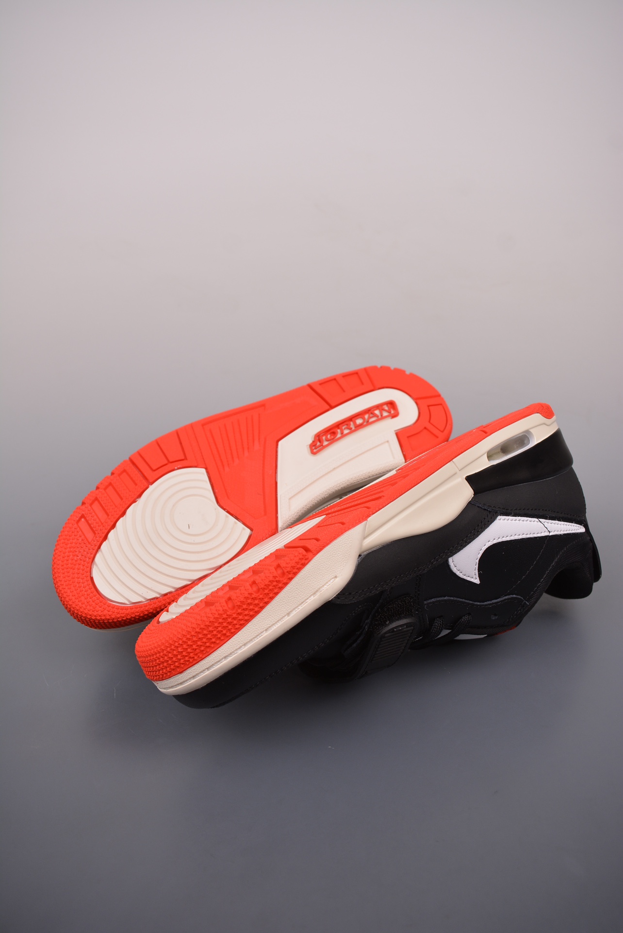 Air Jordan Legacy 312 Low Black Sail University Red HJ9029-010