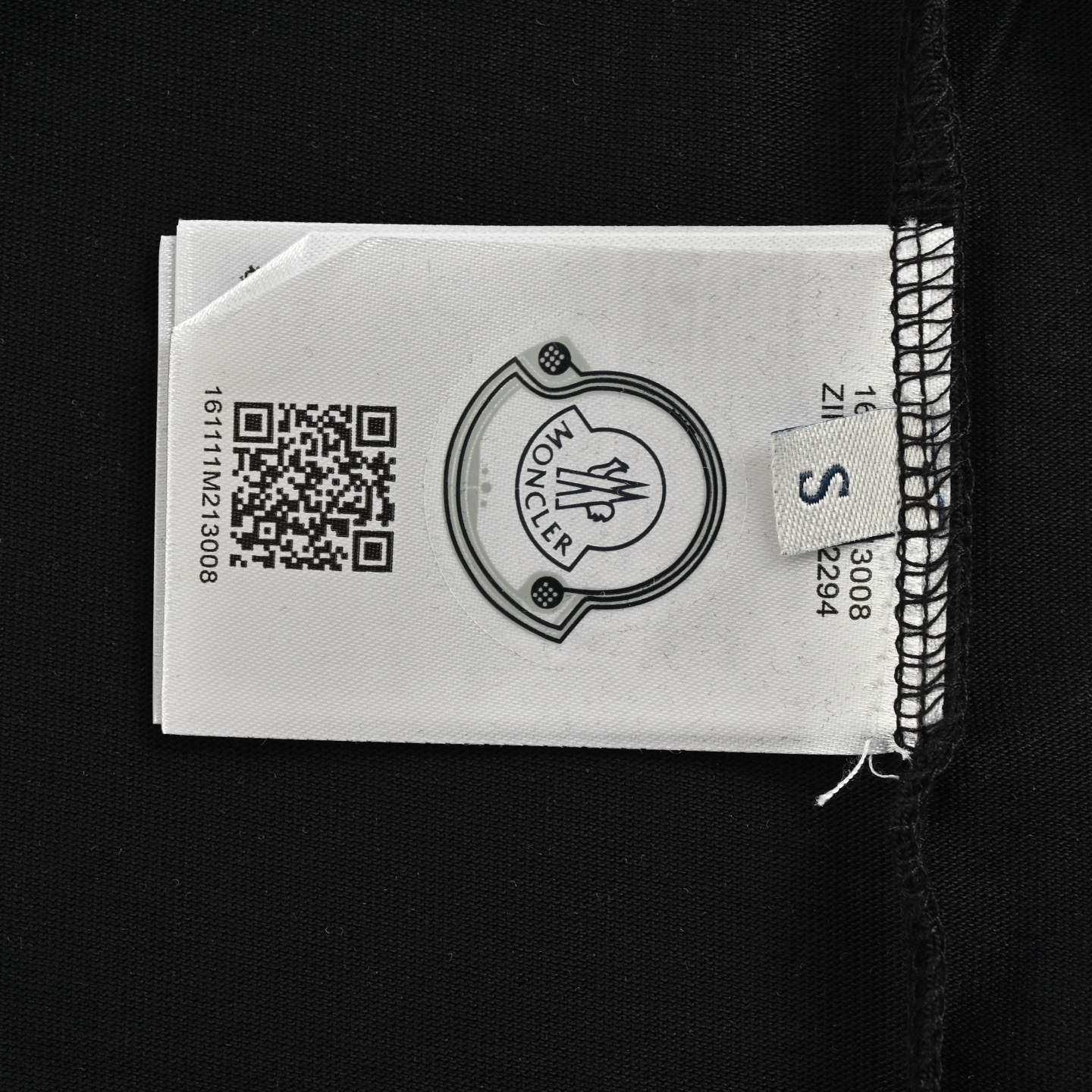 Moncler 25ss embossed logo short sleeves