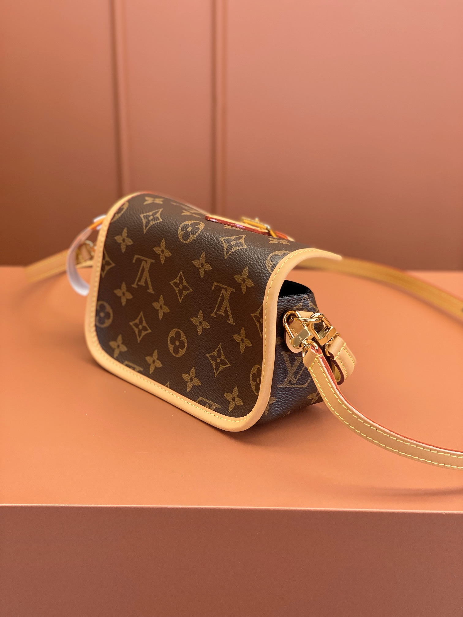 Louis Vuitton NANO DIANE Bag M83298