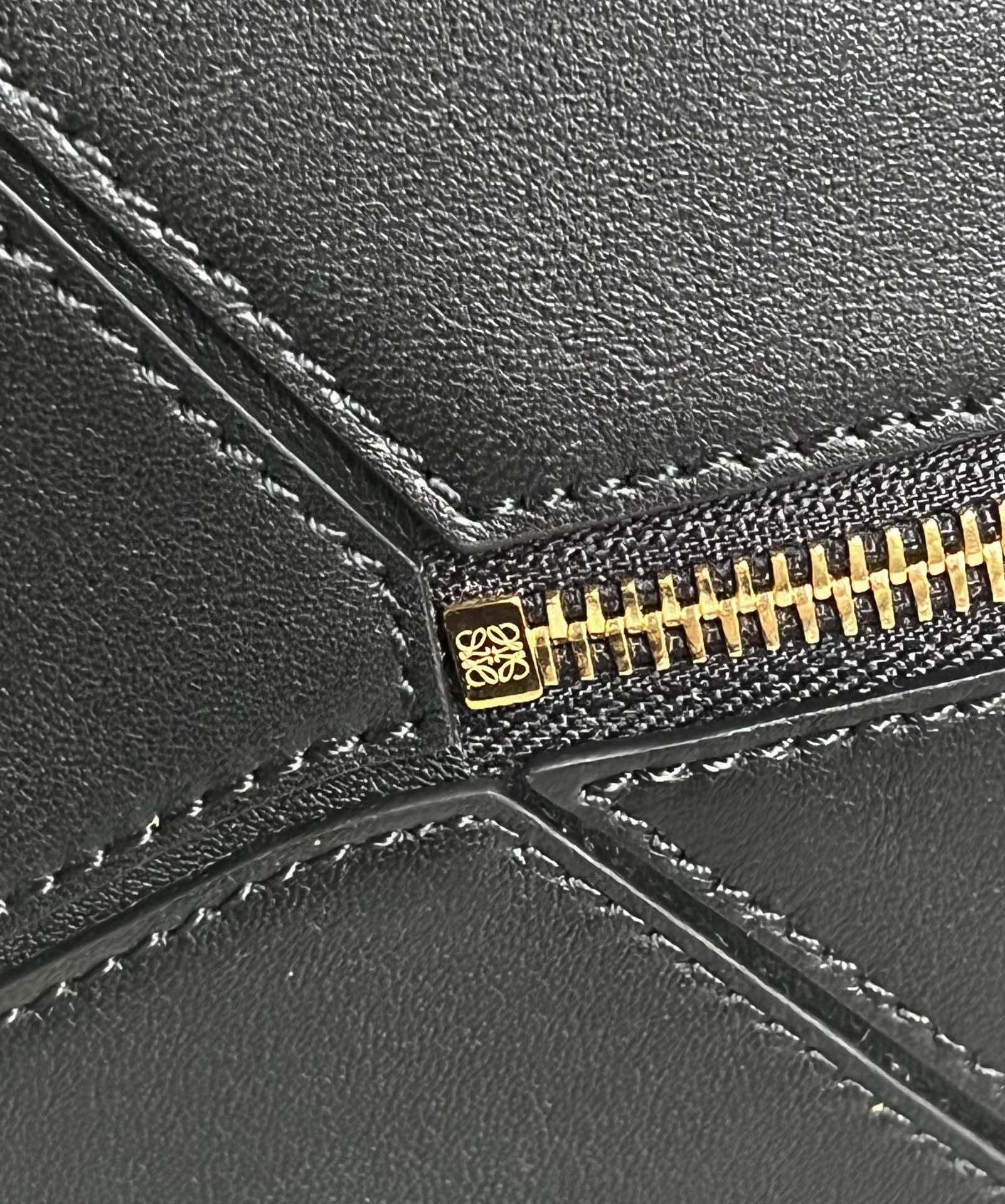 Loewe zzle bag with braided handle 0189
