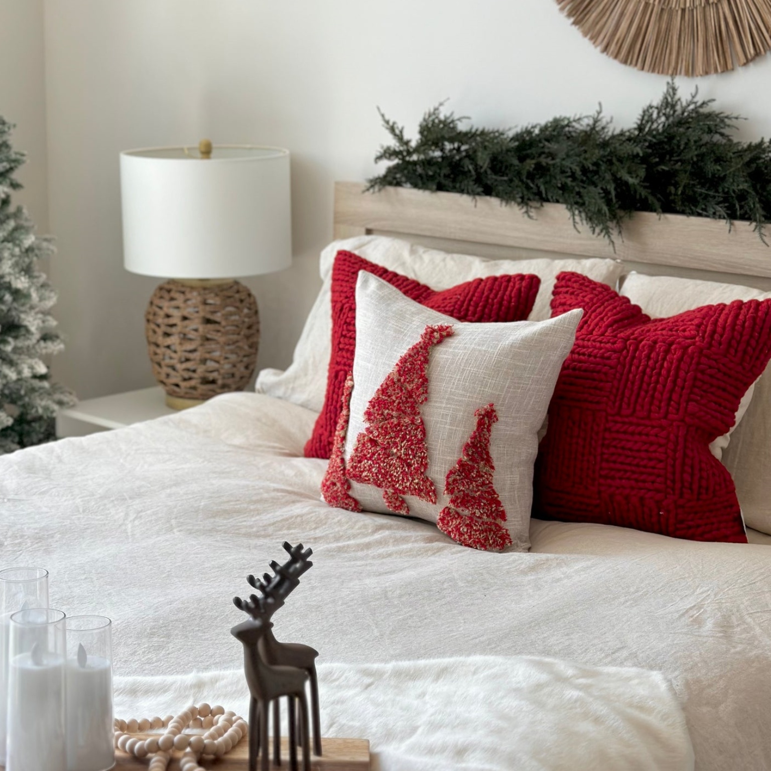 🎅Christmas Flash Sale 49% OFF🎄-Embroidered Christmas Pillow Cover, New Year Present