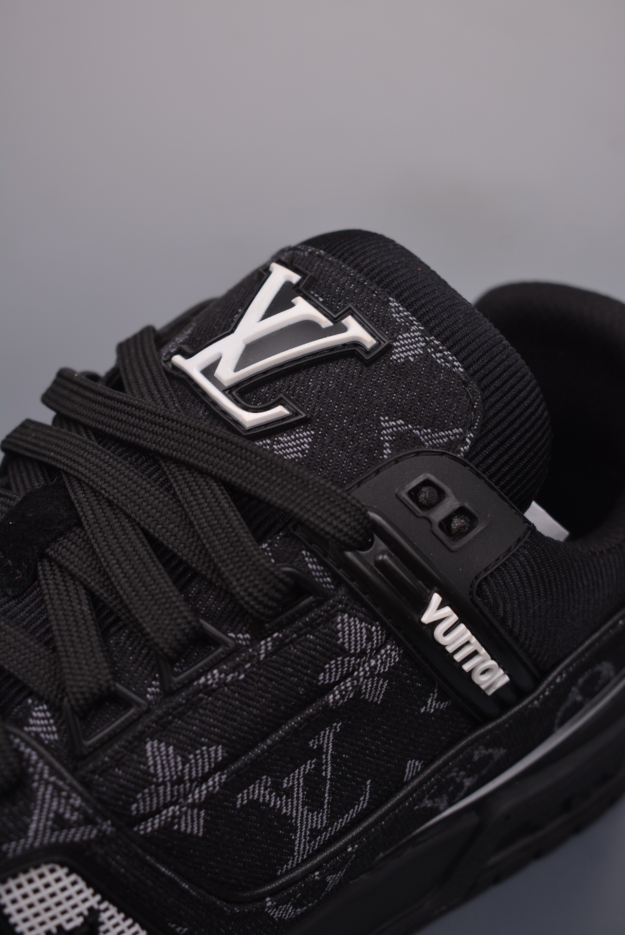 Louis Vuitton Trainer Sneaker Low Denim Black 1AD6DX