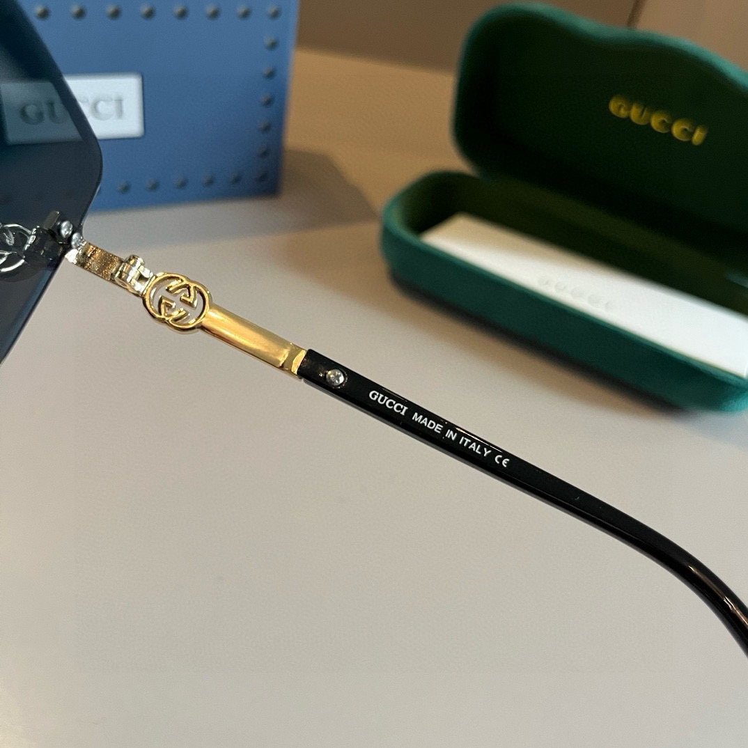 Gucci rimless sunglasses