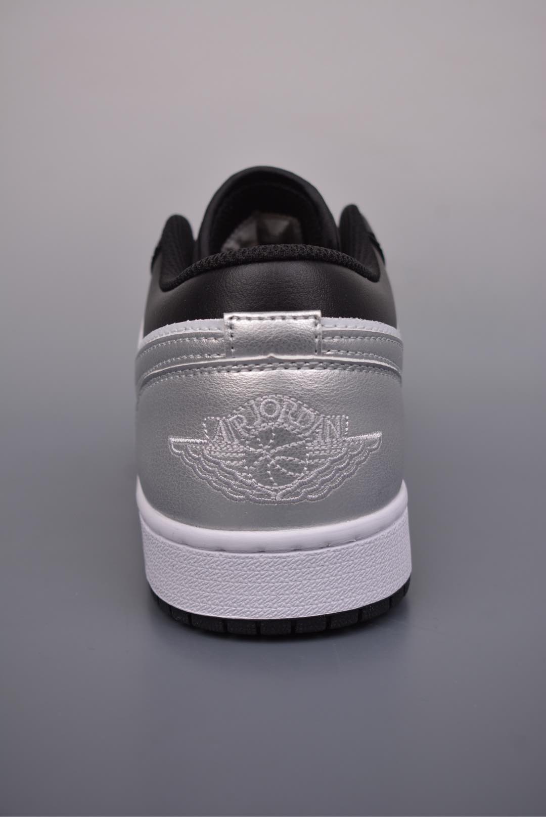 Nike Air Jordan 1 Low SE White Black Matte Silver 553558-131