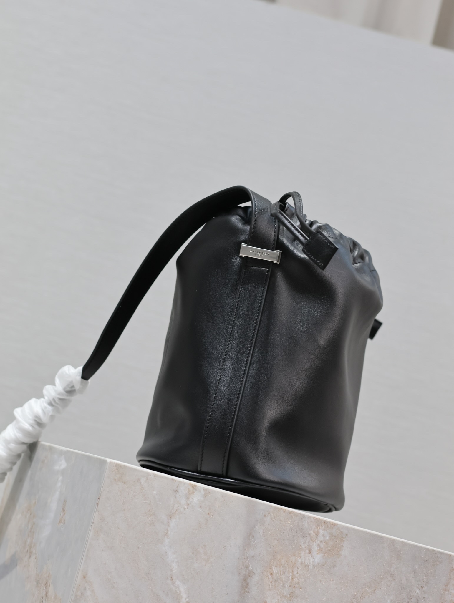 Yves Saint Laurent RIVE GAUCHE Crossbody Bag 710261