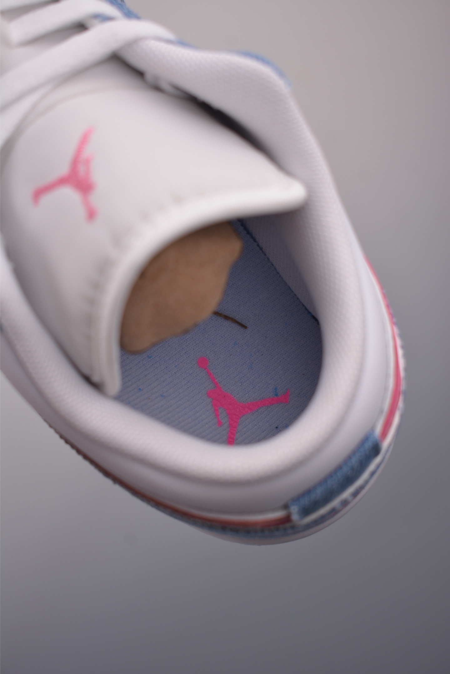 Air Jordan 1 Low GS 
