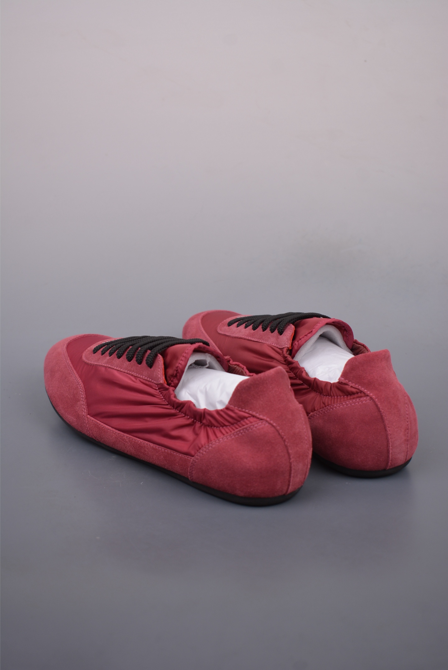 Prada SpringSummer Show Thin-soled Dexter Shoes Rose Red