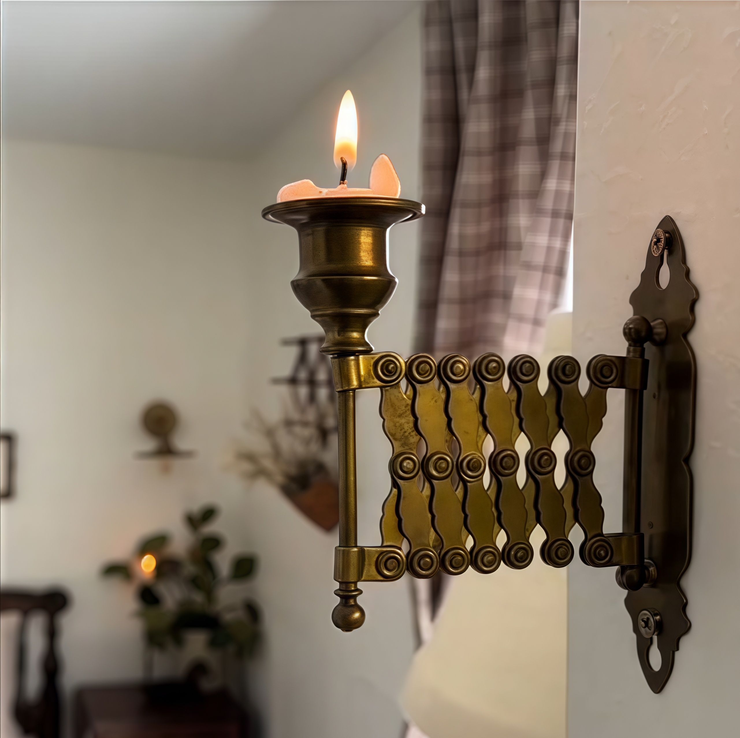 👍Last Day Promotion 50% OFF💥🔥Handmade 180° Rotatable Extending Vintage Wall-Mounted Candle Holder