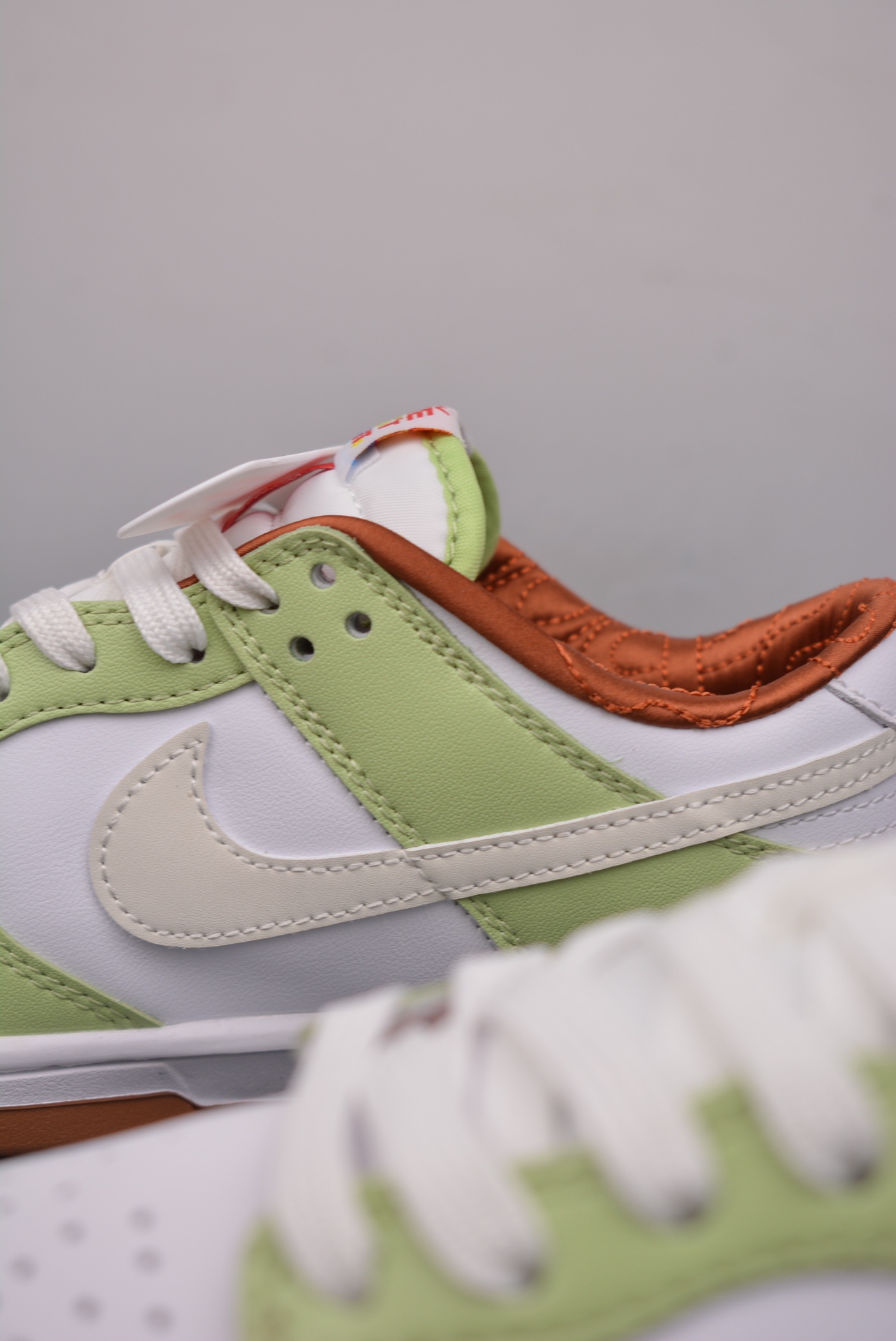 Nike SB Dunk Low Year of the Snake light green white HV6001-101