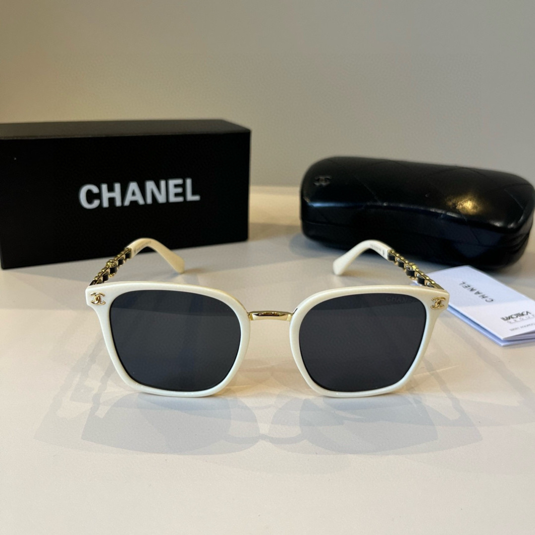Chanel round frame sunglasses