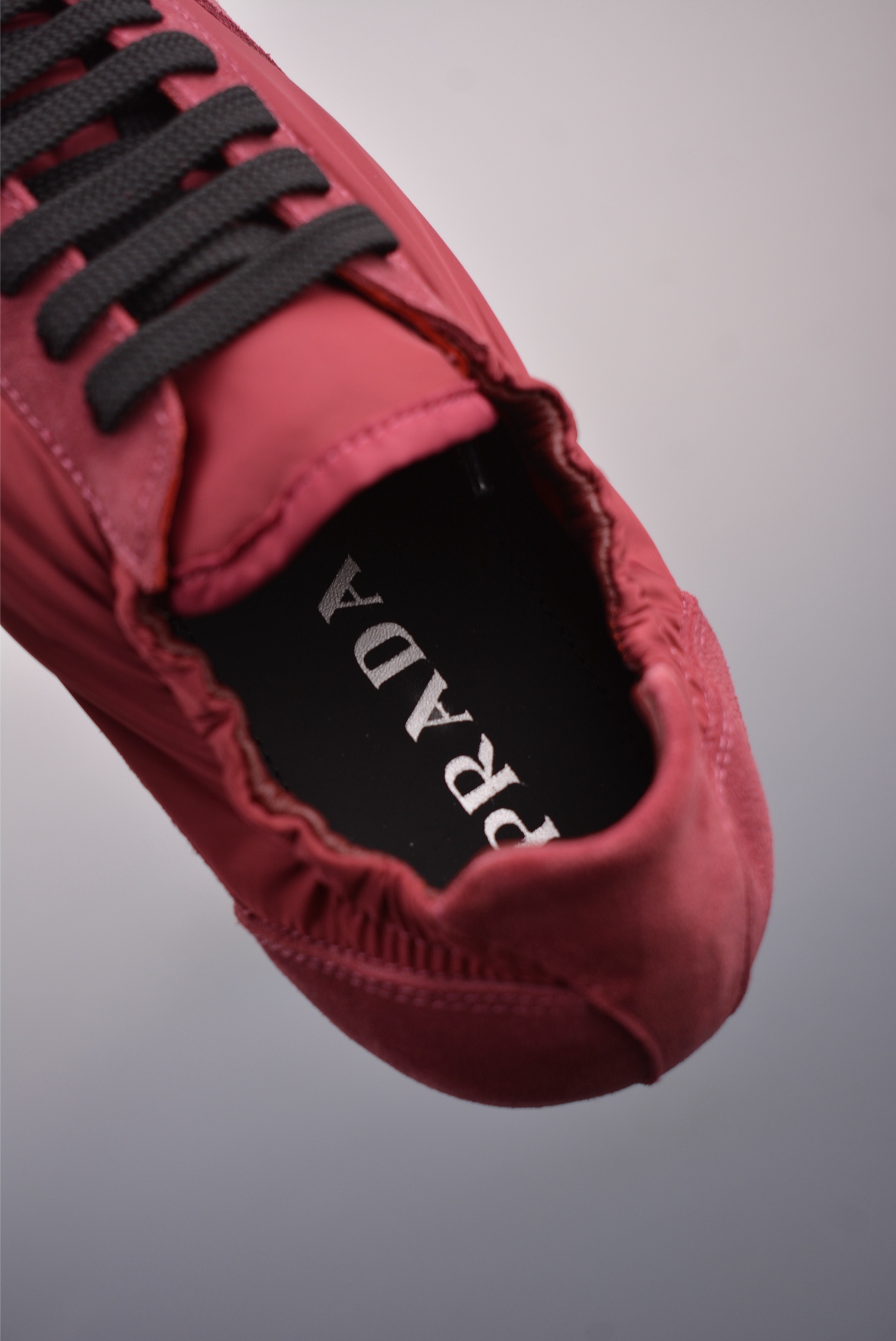 Prada SpringSummer Show Thin-soled Dexter Shoes Rose Red