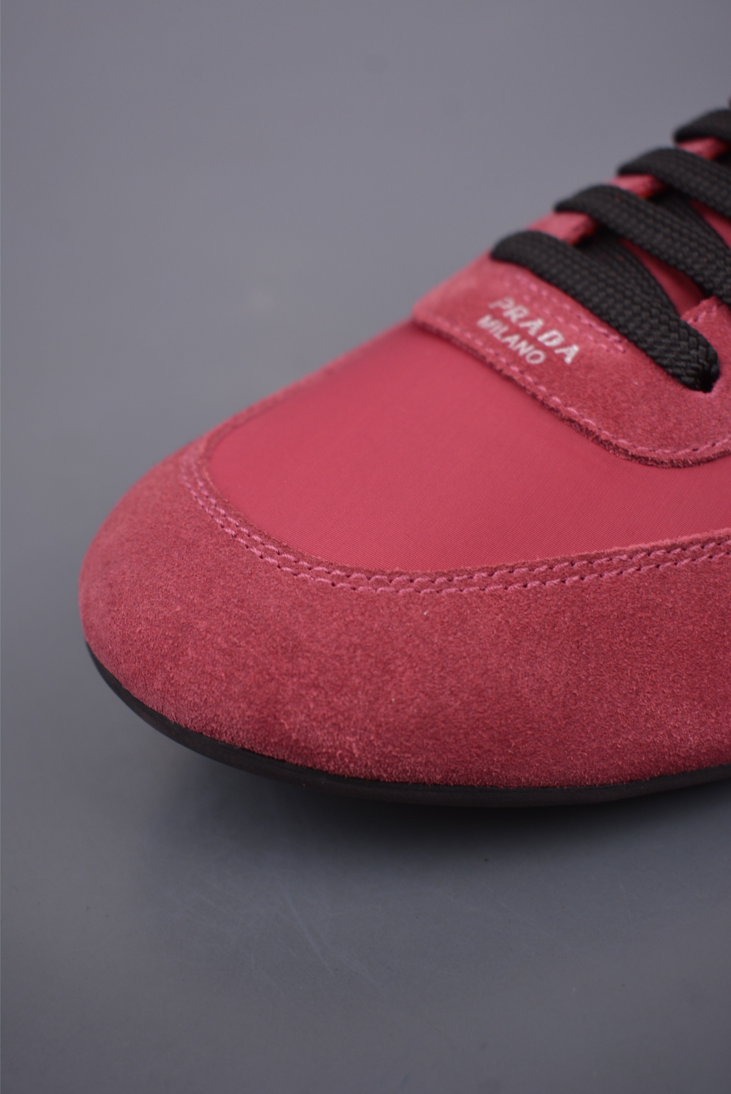 Prada SpringSummer Show Thin-soled Dexter Shoes Rose Red