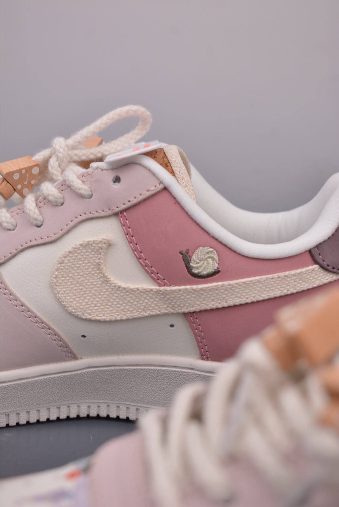 Nike Air Force 1 Low Low-top Sneakers Cherry Pink IB8874-111