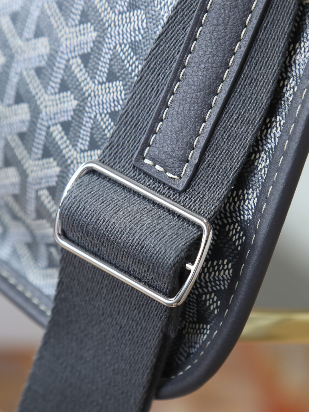 Goyard Coursier Messenger Bag 8008