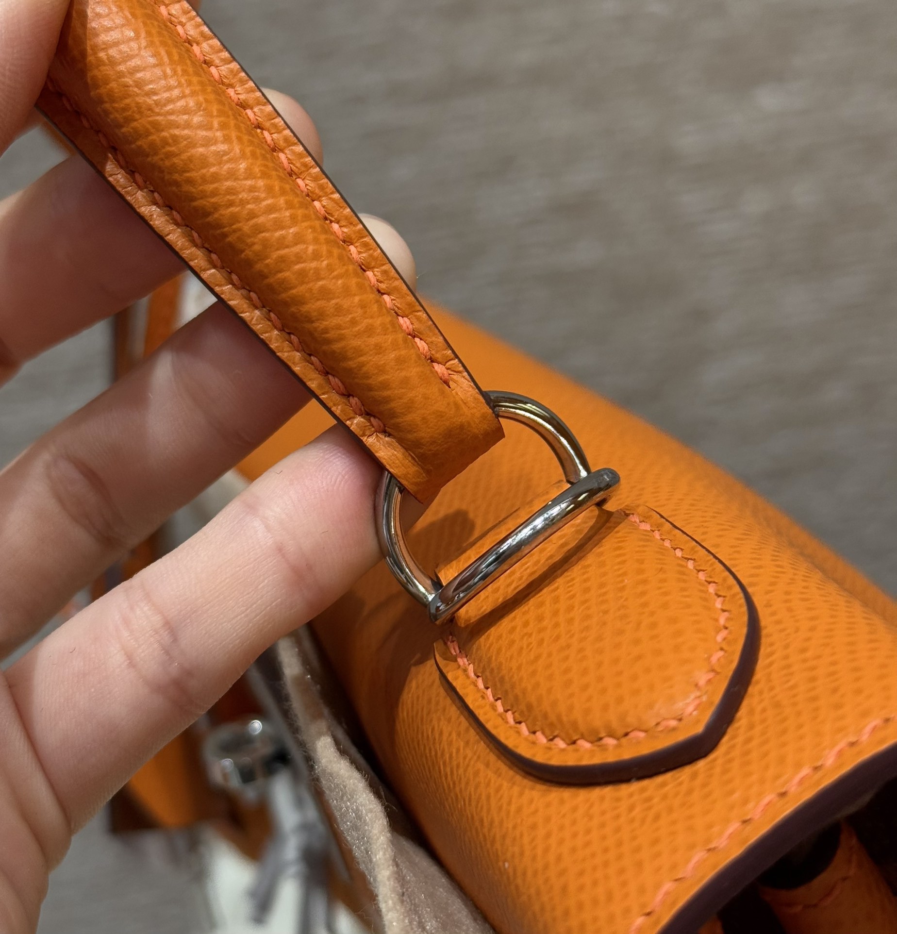 Hermès Kelly 93 Orange Handbag (Handmade to Order)