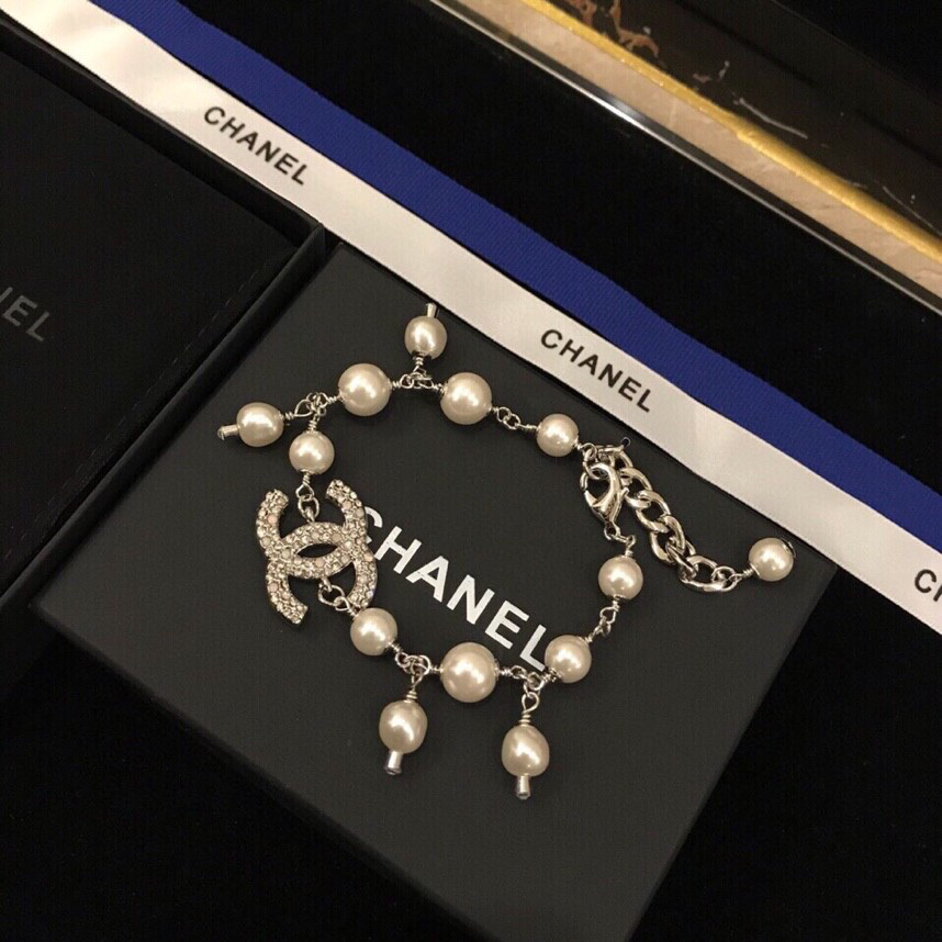 Chanel CC Pearl Bracelet with Diamonds