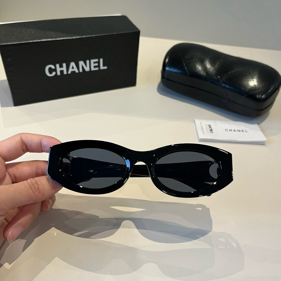 Chanel round frame sunglasses