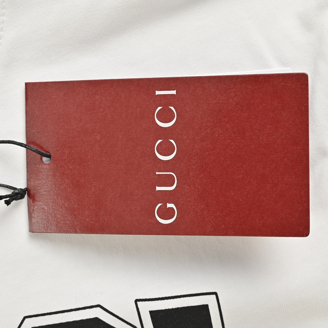 Gucci 24ss school emblem print short sleeves