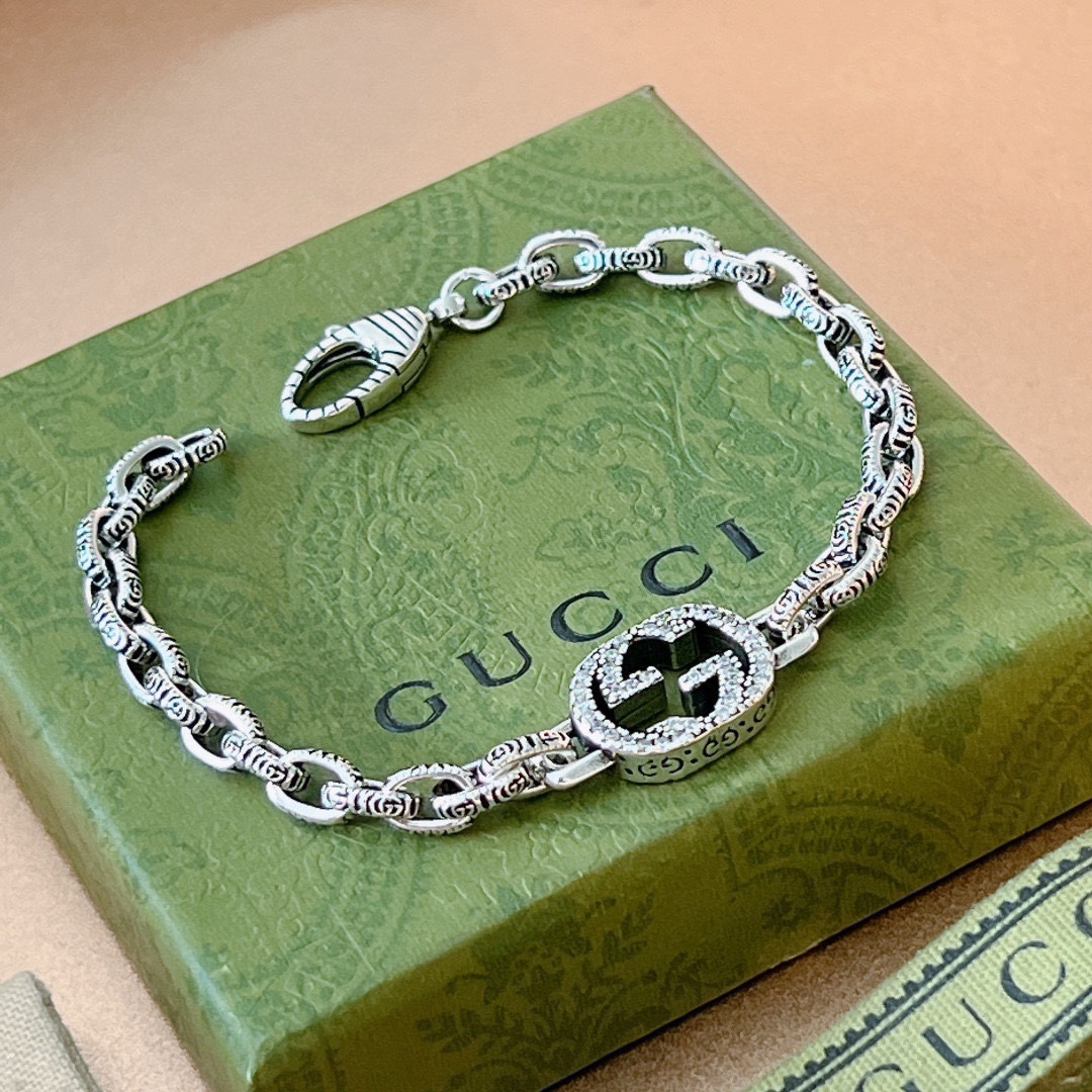 Gucci GG diamond vintage bracelet