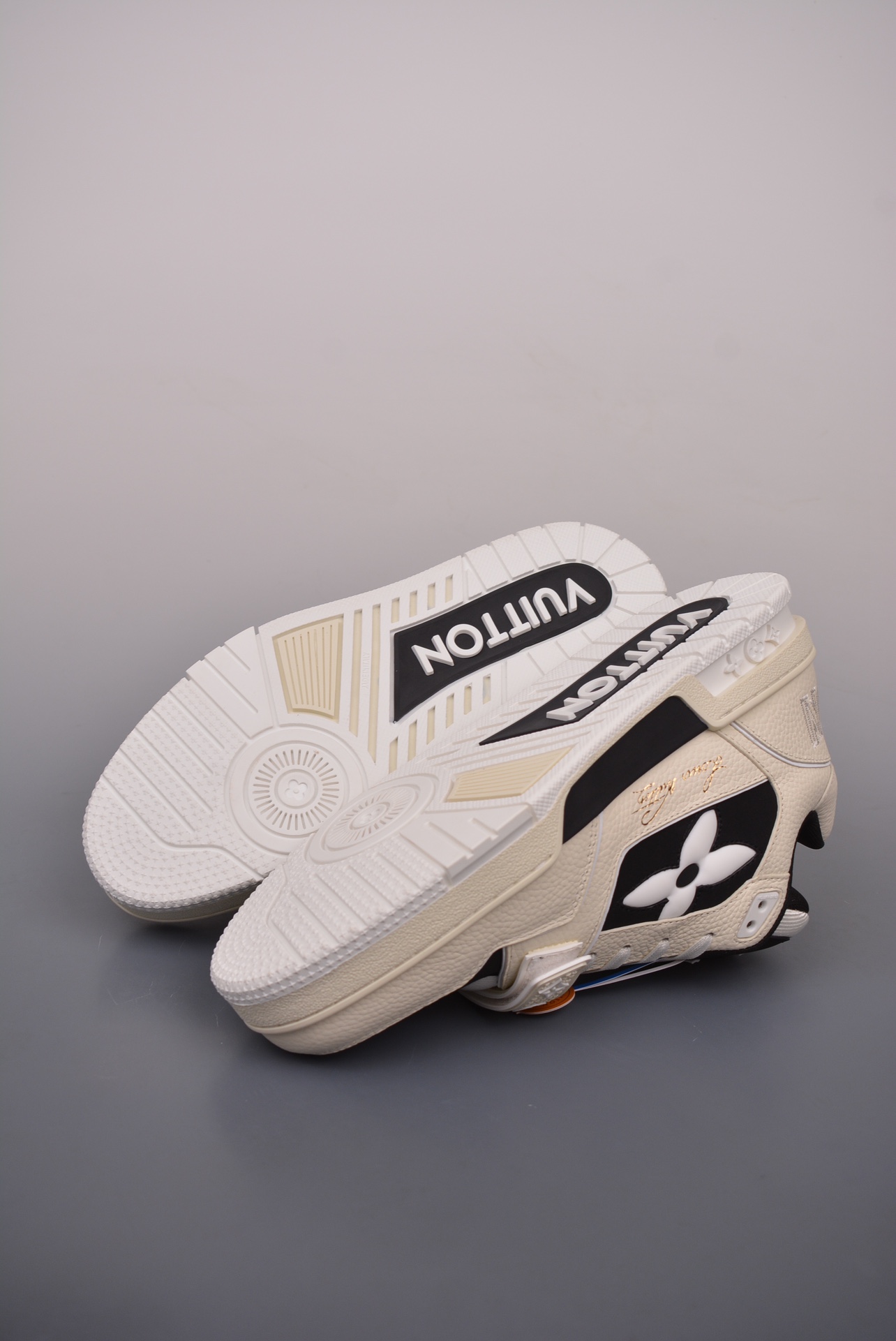 Louis Vuitton Archlight Sneakers White and Black