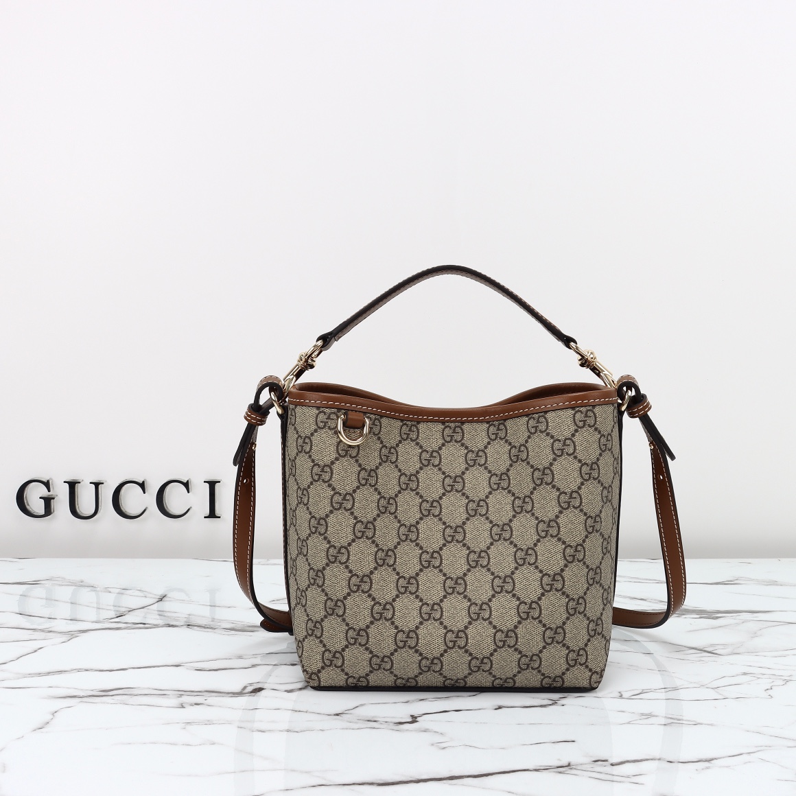 Gucci GG Emblem small bucket bag ‎815118 FAD6L 9758