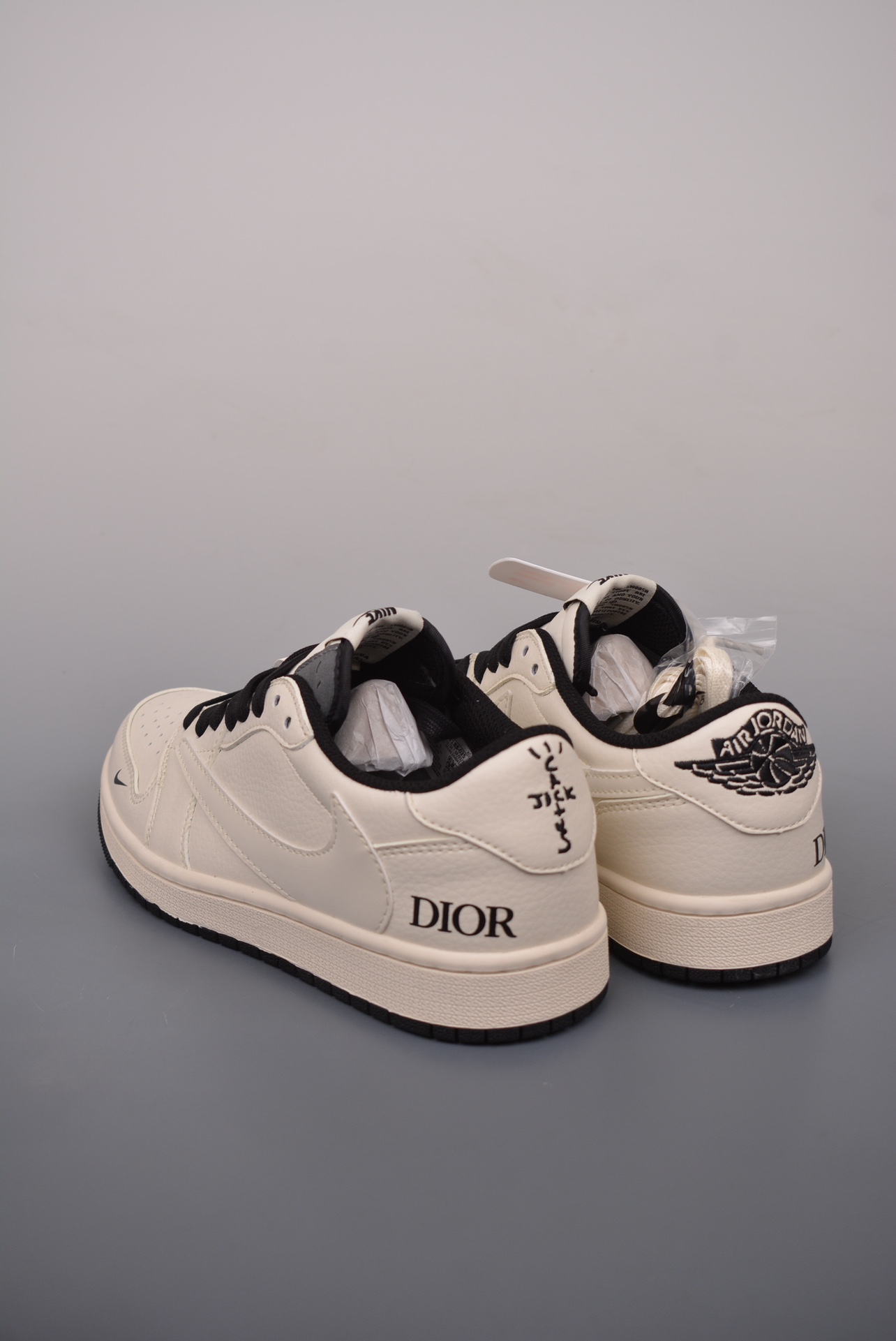Dior x Travis Scott x Nike Air Jordan 1 Low OG SP Christian Dior beige black LJ5188-025