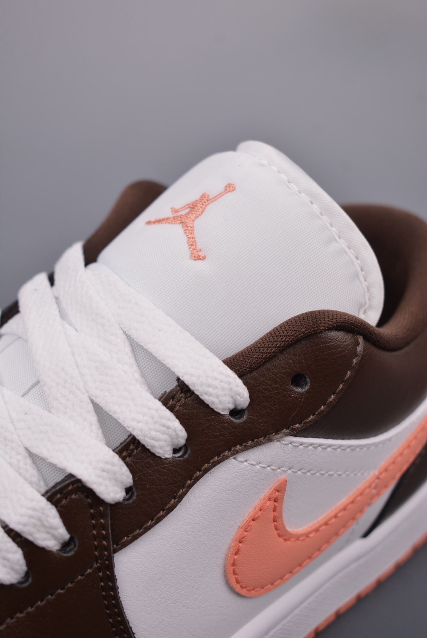 Nike Wmns Air Jordan 1 Low GS Brown White Pink DC0774-82