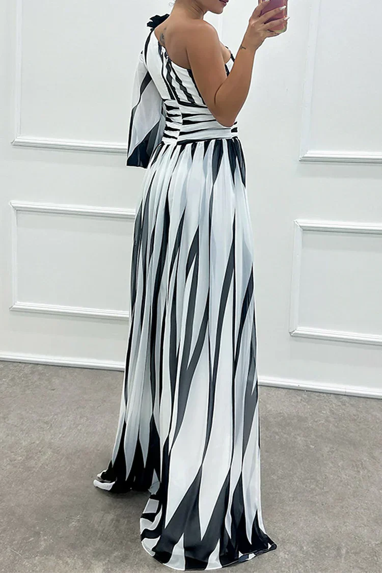 Elegant Striped One Shoulder Maxi Dress