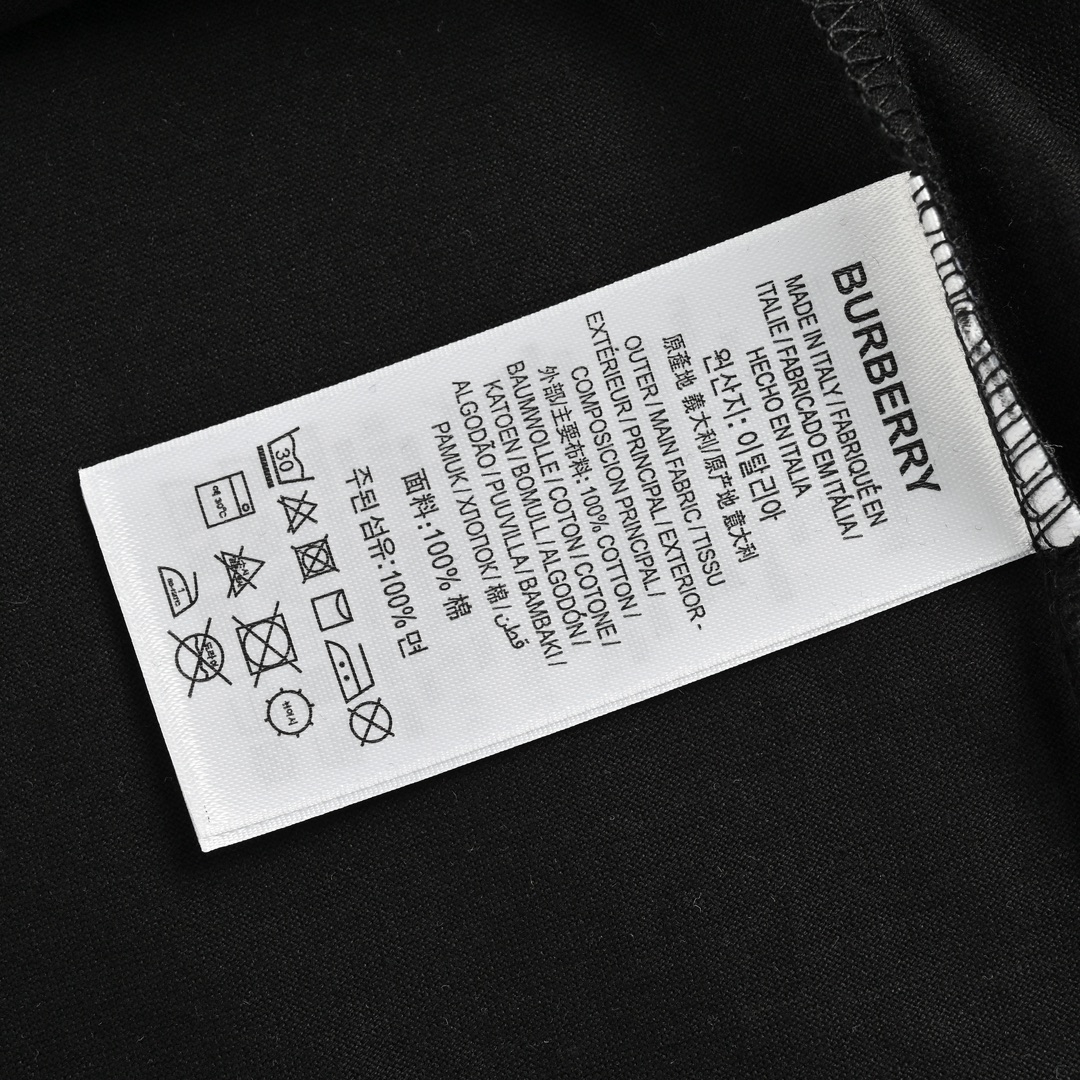 Burberry hollow war horse patch short sleeve