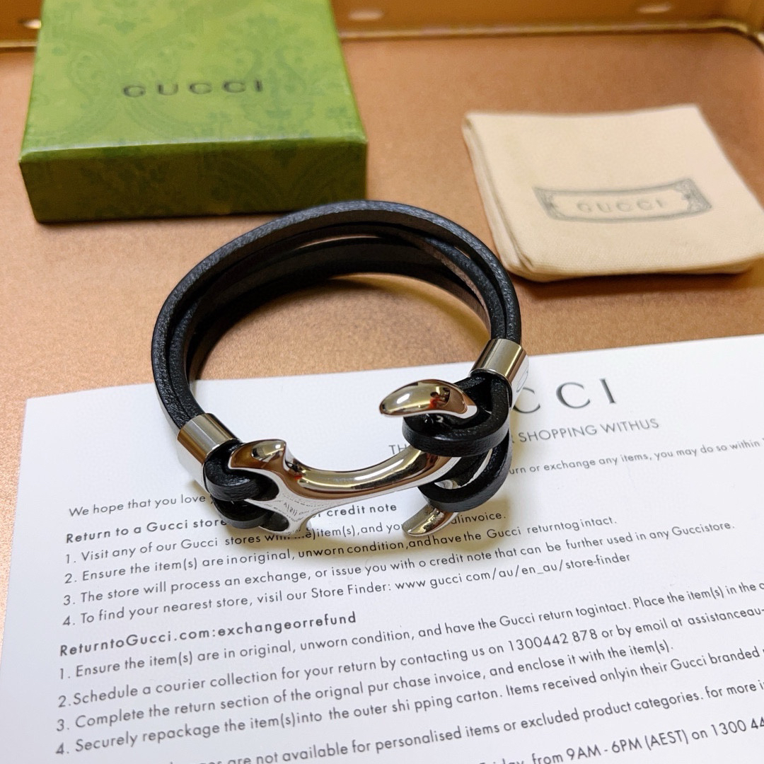 Gucci Cowhide Anchor Bracelet