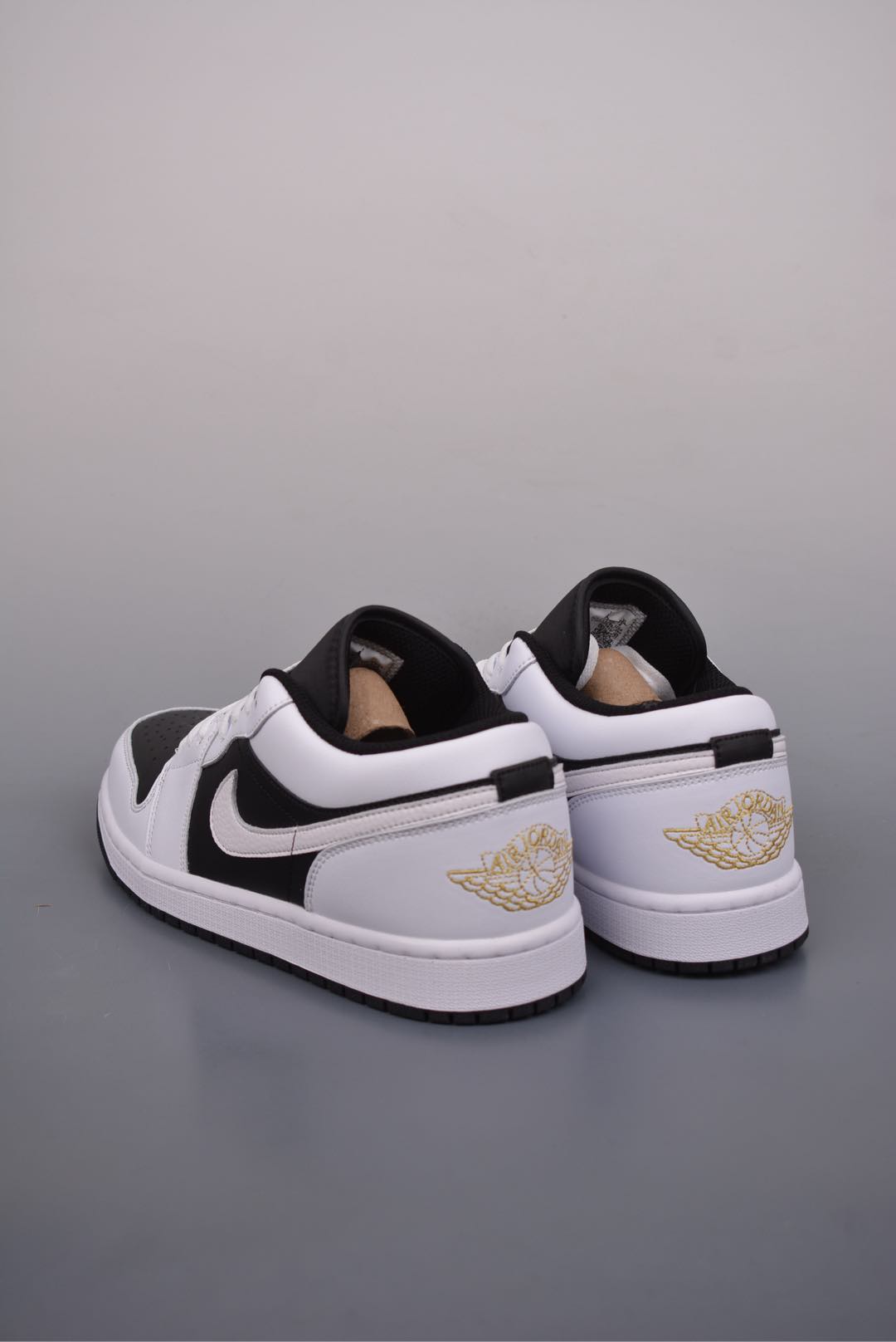 Air Jordan 1 Low AJ1 Reverse Panda  553558-172