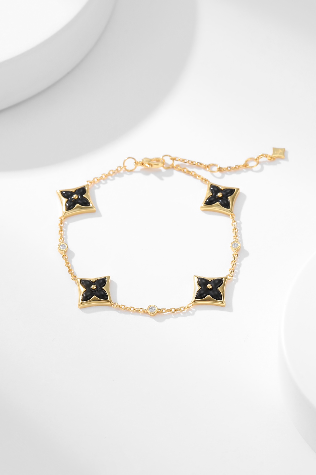 Louis Vuitton four leaf clover bracelet