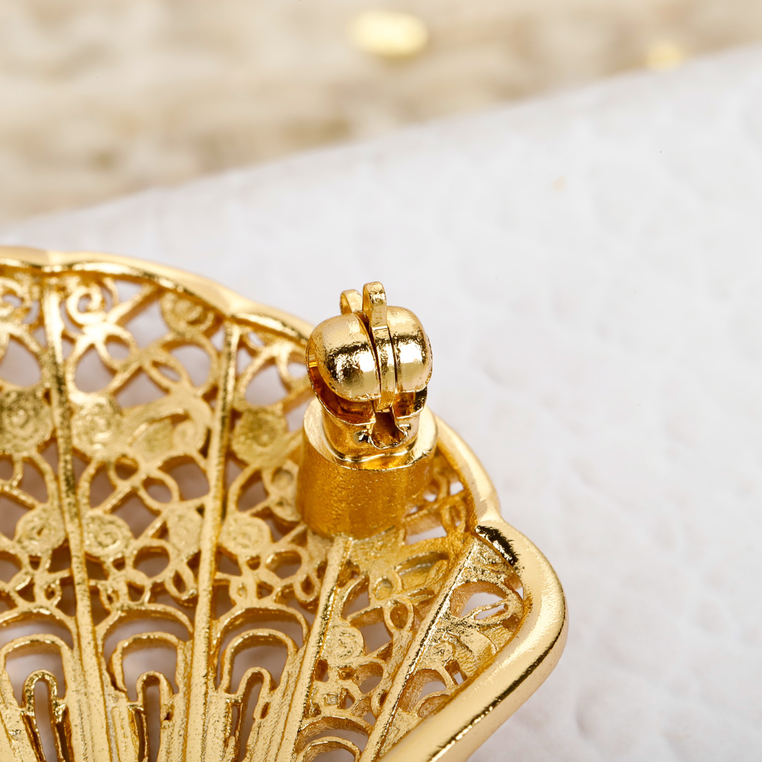 Dior Shell CD Pearl Brooch