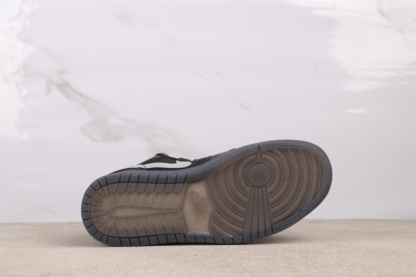 Air Jordan 1 Low Dark Gum Soles HV5968-001