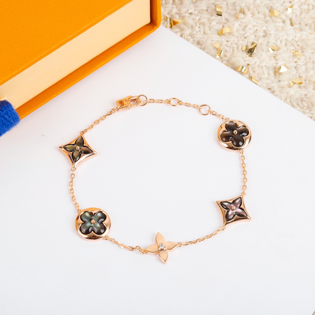 Louis Vuitton five flower bracelet