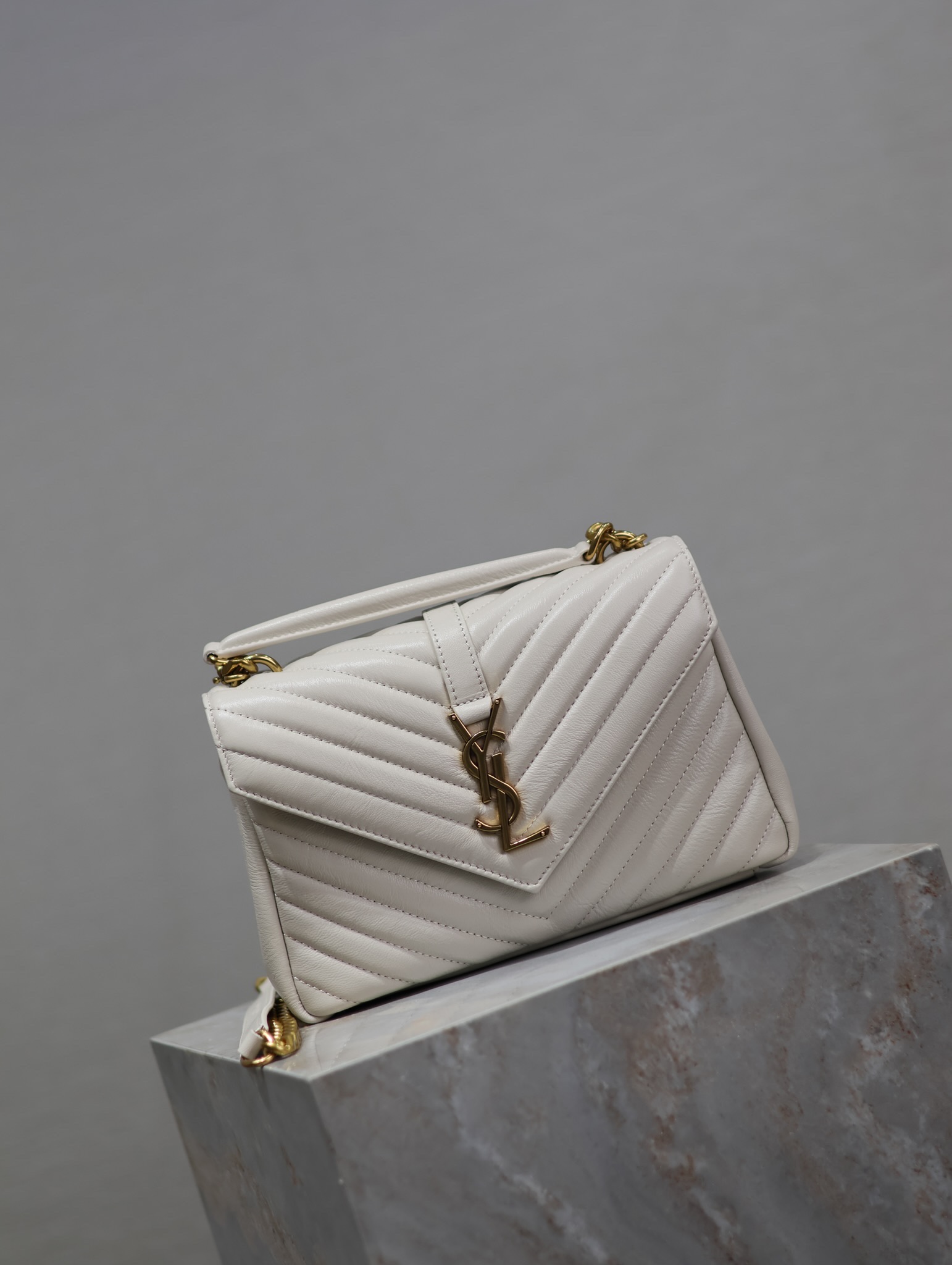 Yves Saint Laurent Monogram college messenger bag 392737