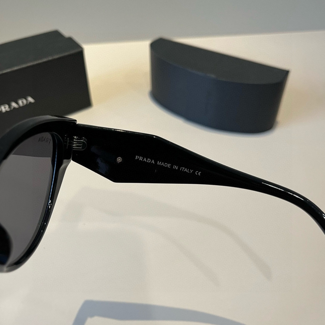 Prada round frame sunglasses