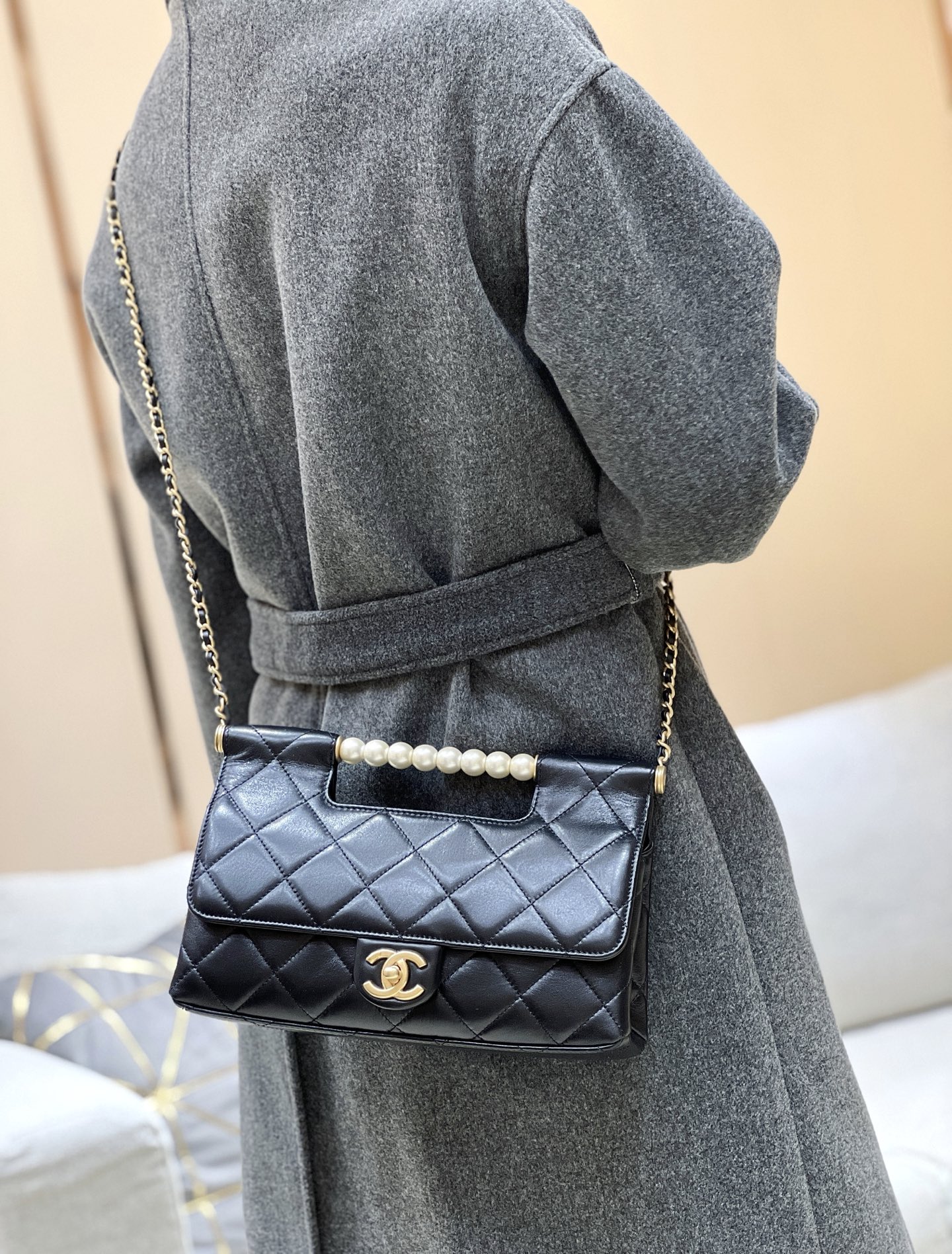 Chanel 25P Spring/Summer Preview Series Pearl Handle Bag AS5390 00138