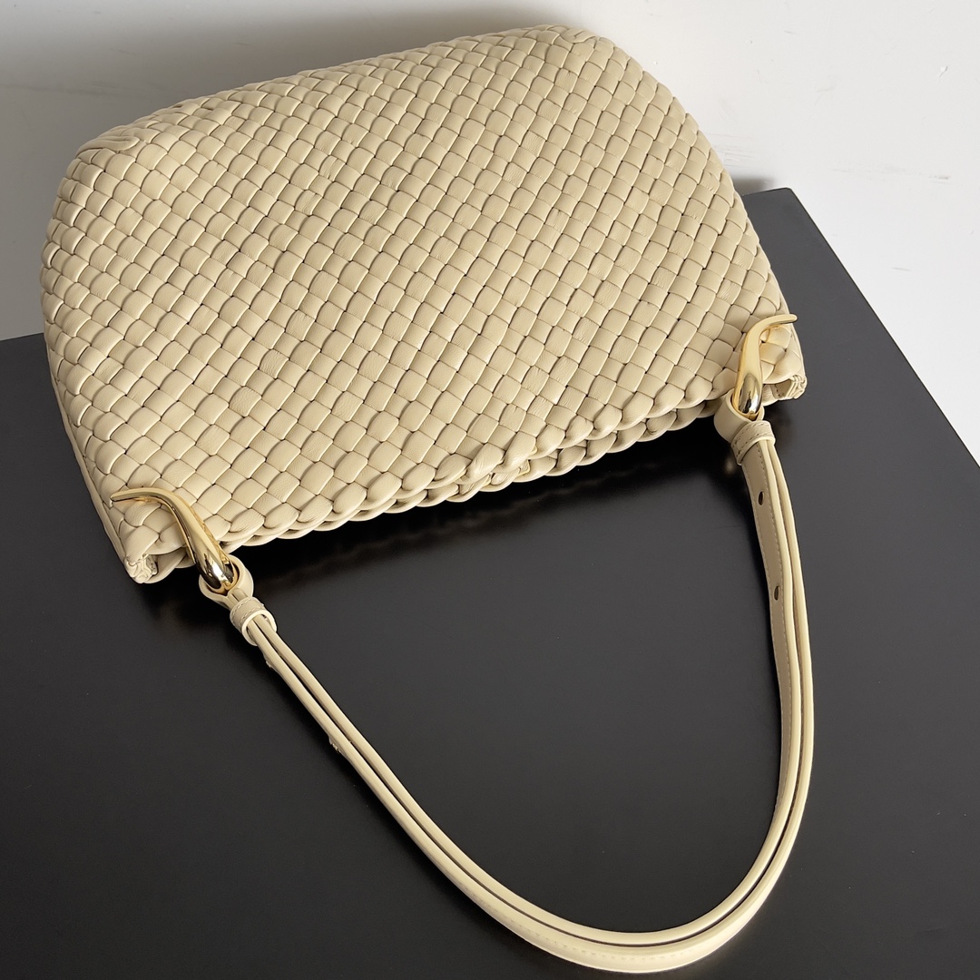 Bottega Veneta Early Spring New ier Large Arc Bag 730969