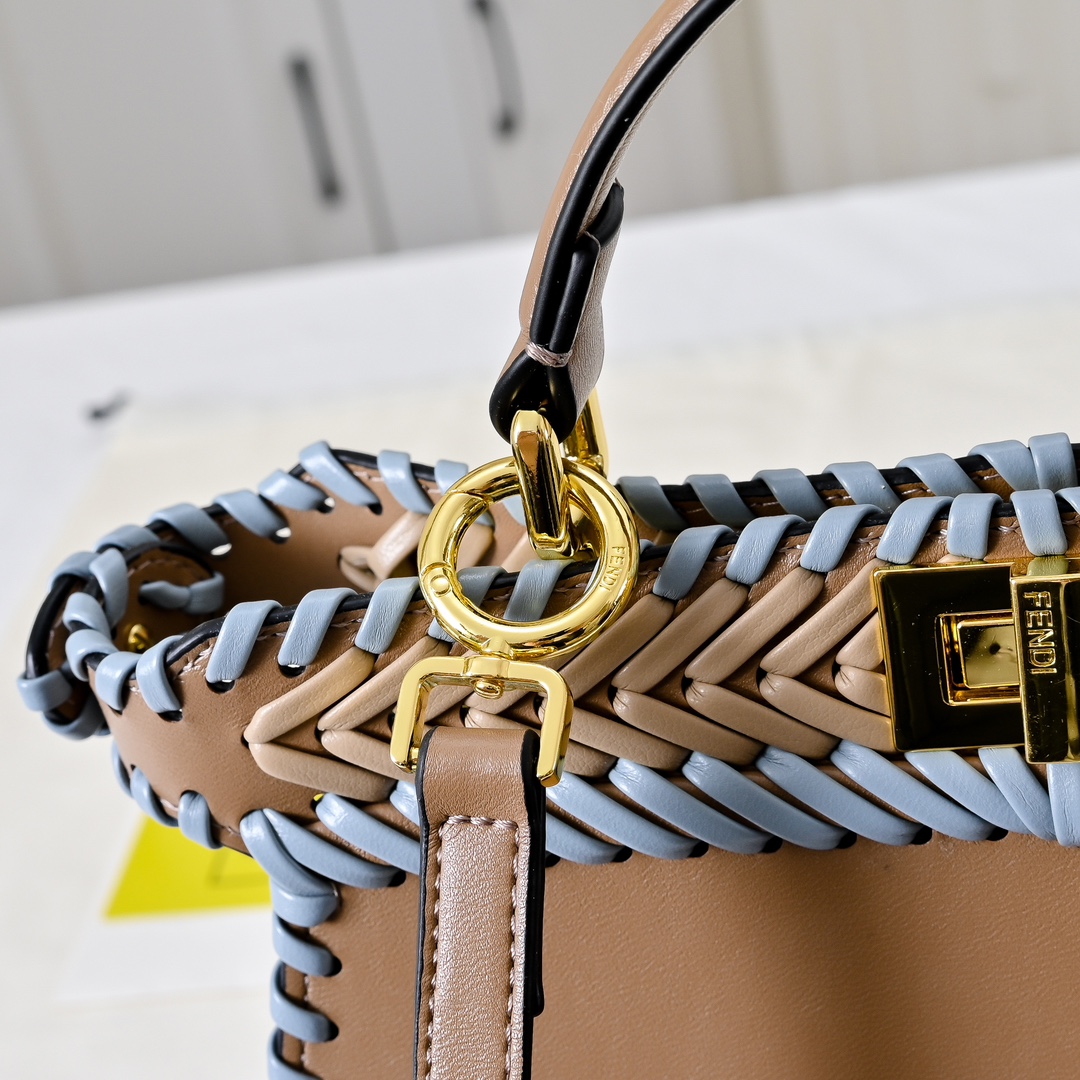 FENDI Iconic ekaboo ISeeU Large Bag 3374