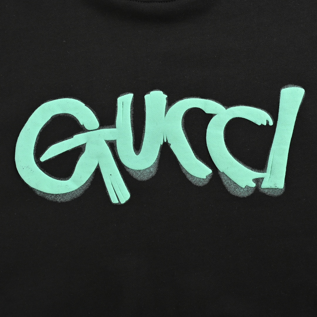 Gucci 24Fw graffiti lettering foam print crew neck sweatshirt