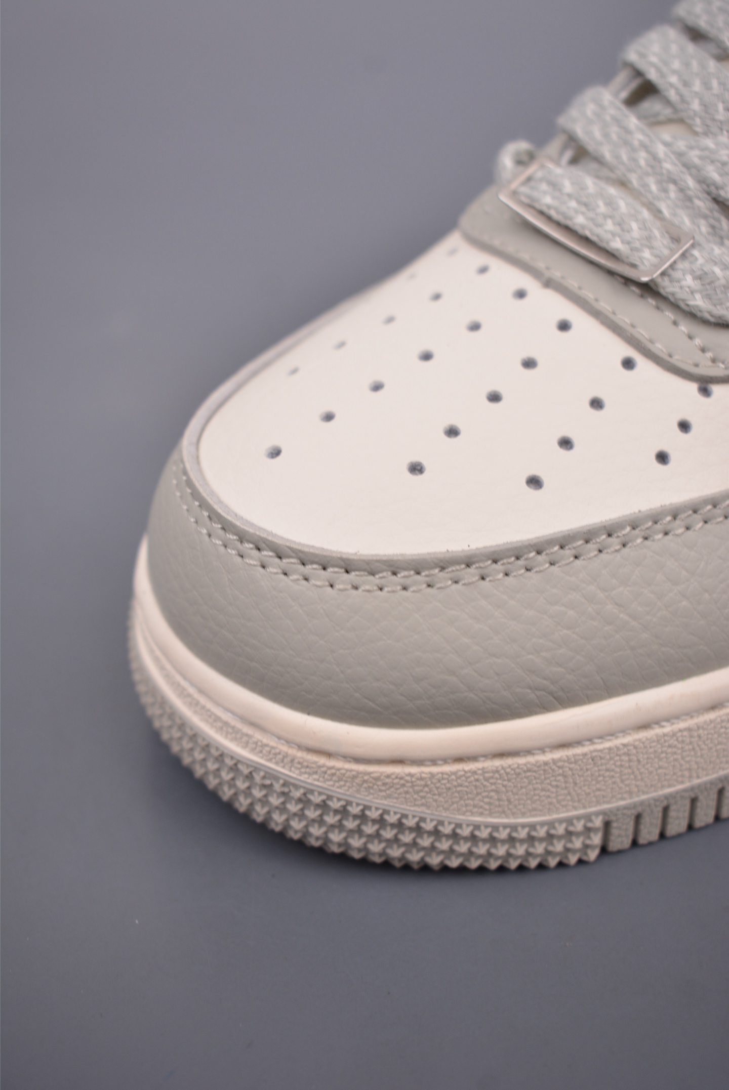 Nike Air Force 1'07 Low Grey, White, Green, Hook, Daisy QY6818-618