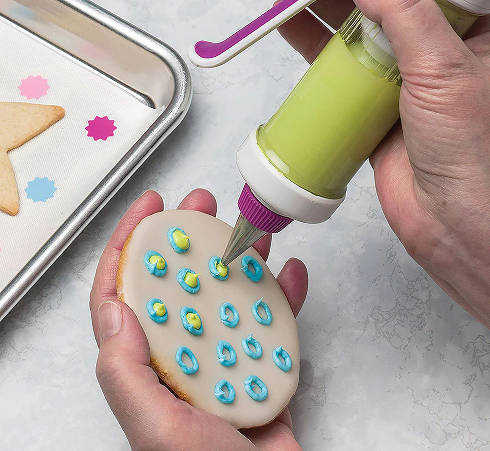 Bakelicious Color Swap Easy Hold Decorating Icing Gun, 3-Piece Set