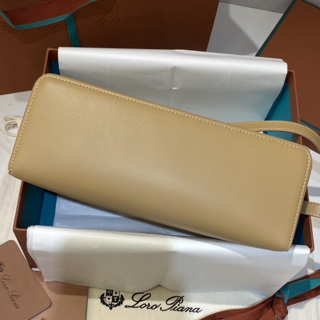 Loro Piana Extra L27 bag