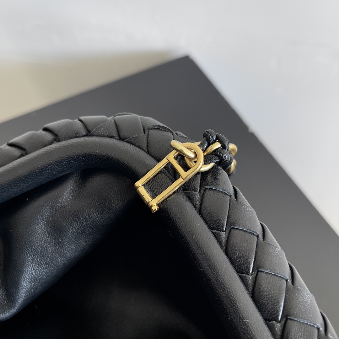 Bottega Veneta LAUREN 1980 Small Clutch 804038