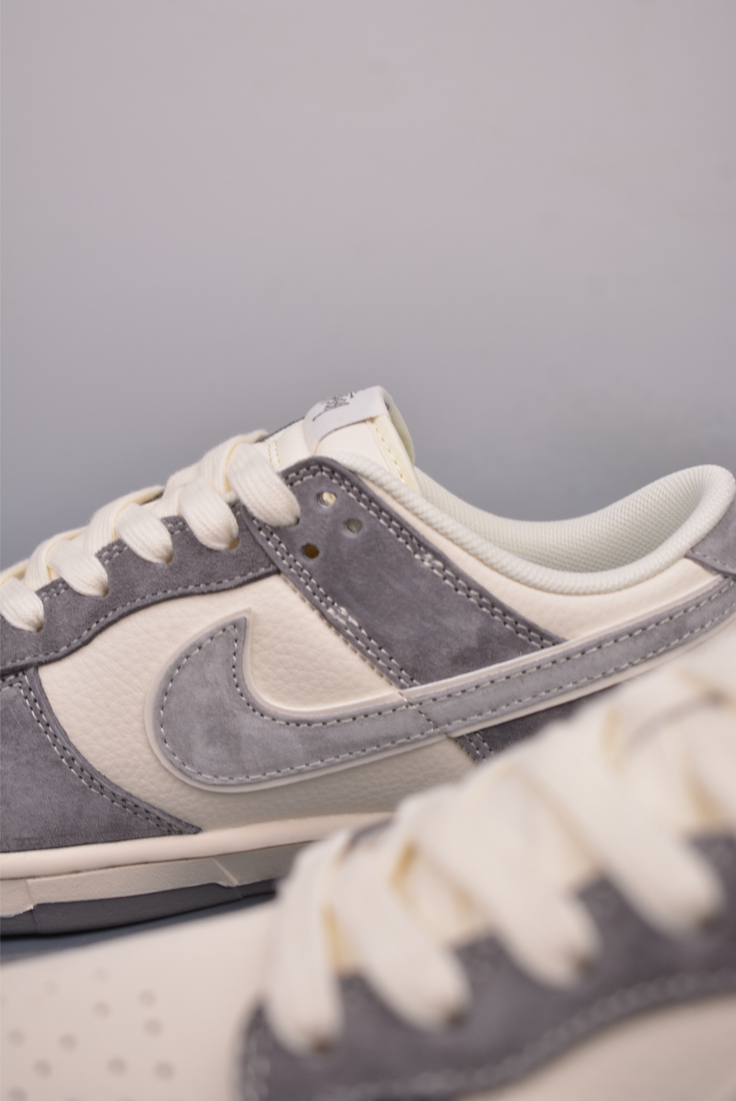 Stussy x Nike By You SB Dunk Low Retro SP Dark Grey Off-White YX5066-252