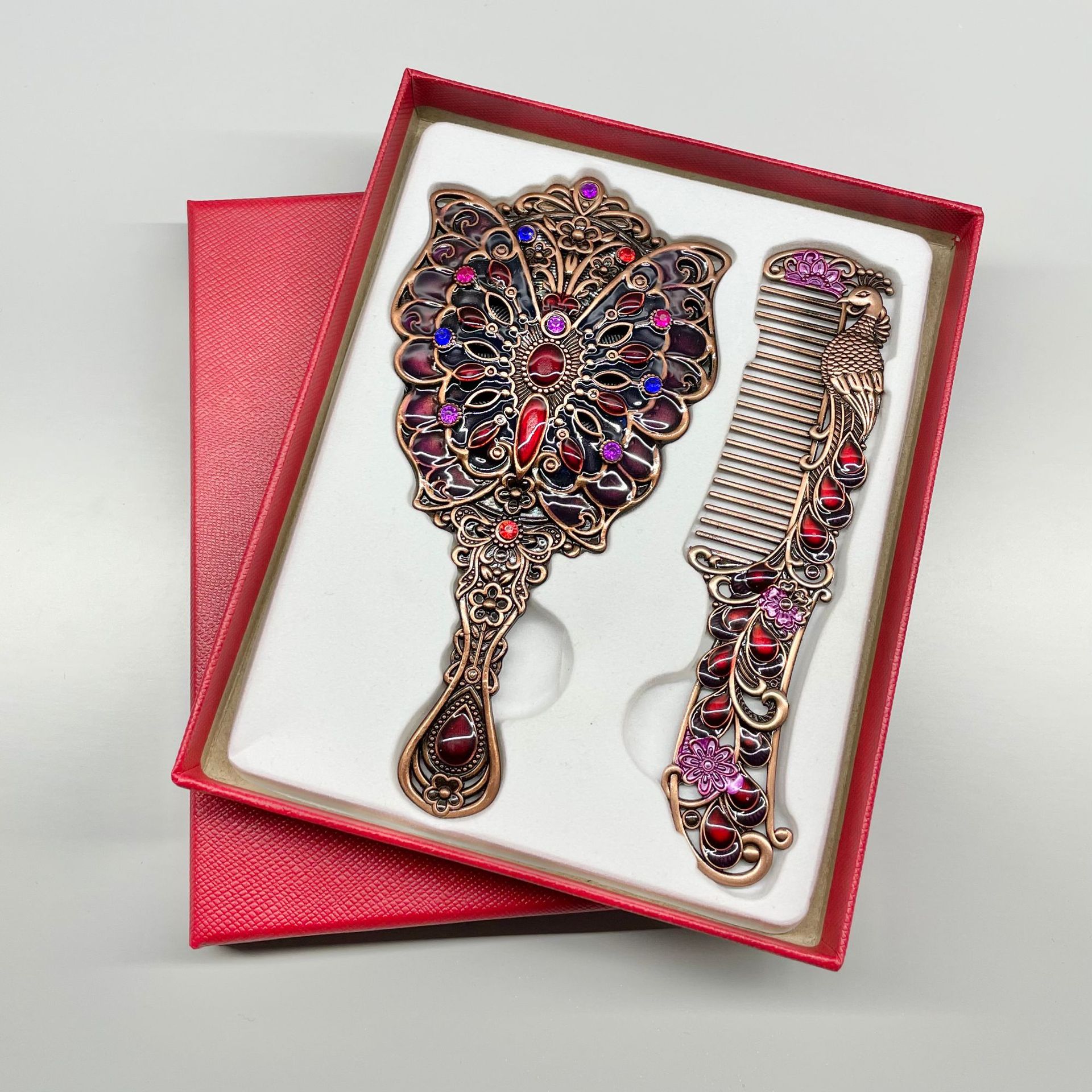 🎁🎁Exquisite Vintage Peacock and Rhinestone Comb and Mirror Set